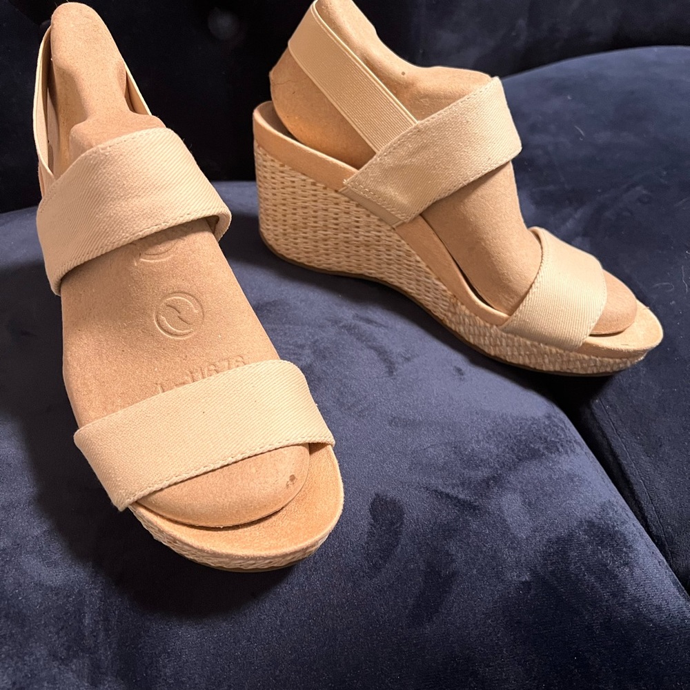 Life Stride summer wedges, size 7.5 new in box